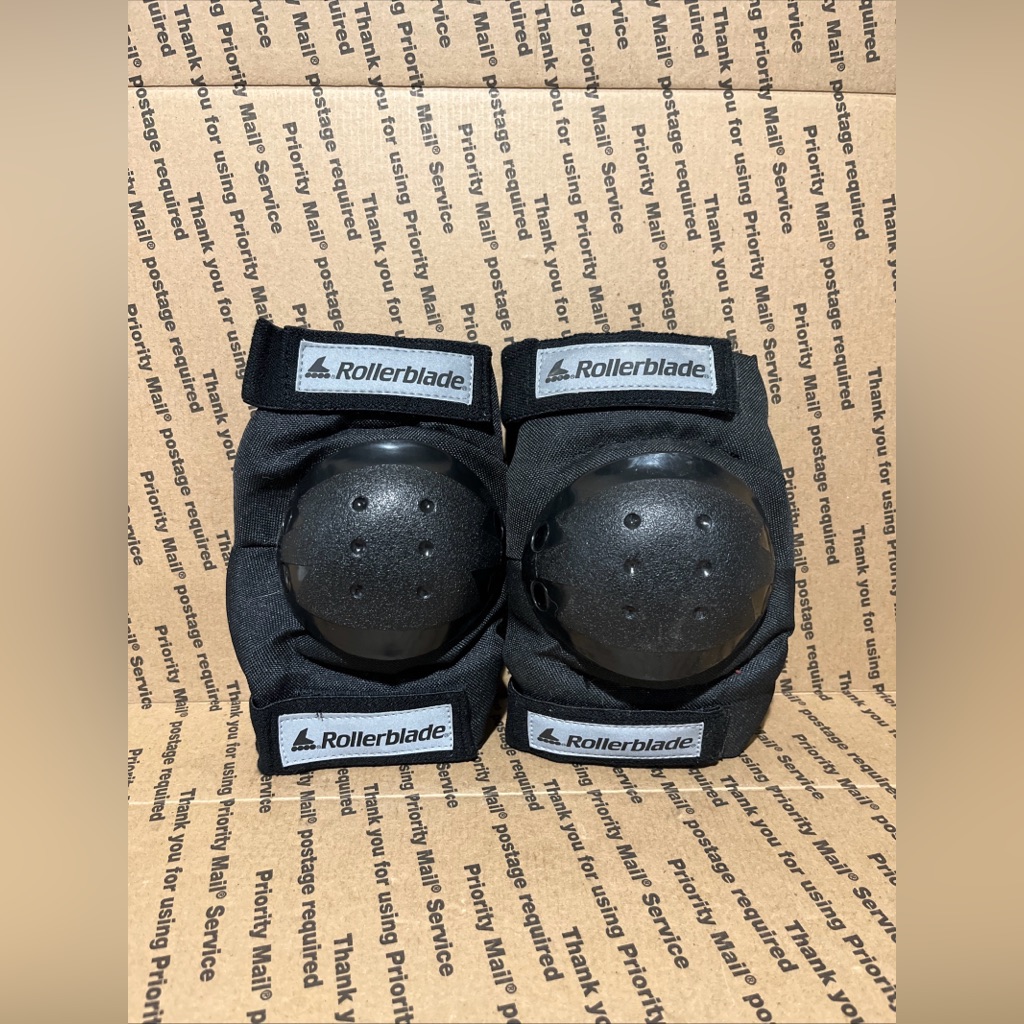 Vintage Black Rollerblade Knee Elbow Wrist Pads Guards